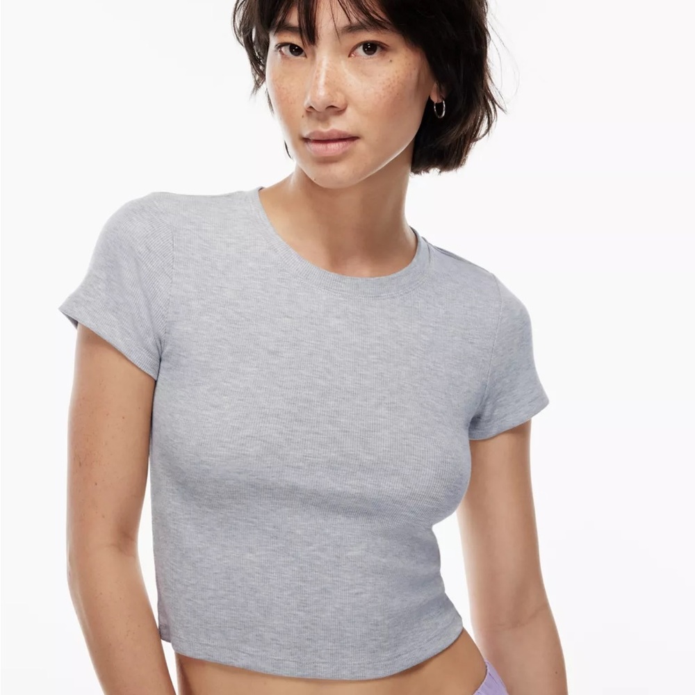 wilfred go-to short sleeve